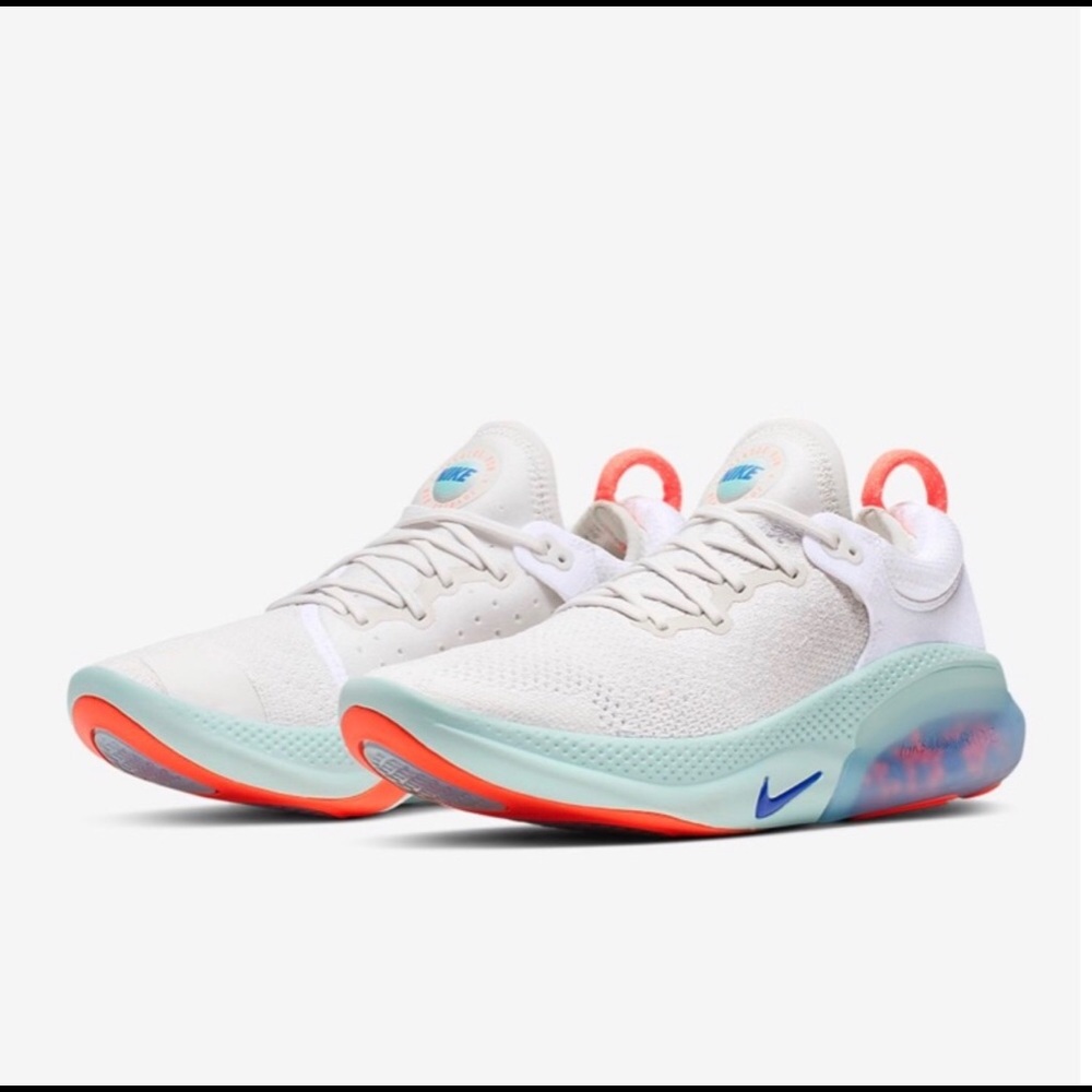Nike Joyride Run Flyknit